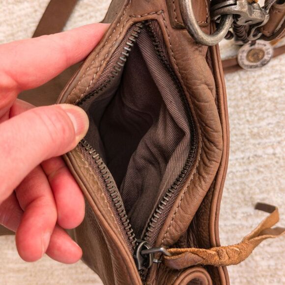 NWOT Free People Dixon Leather Crossbody + Charms - Picture 9 of 10